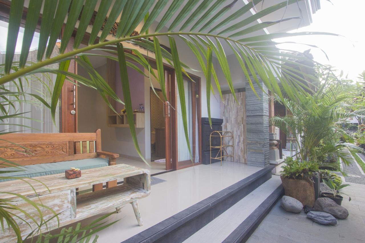 Nang Ade House Hotel Ubud Exterior foto